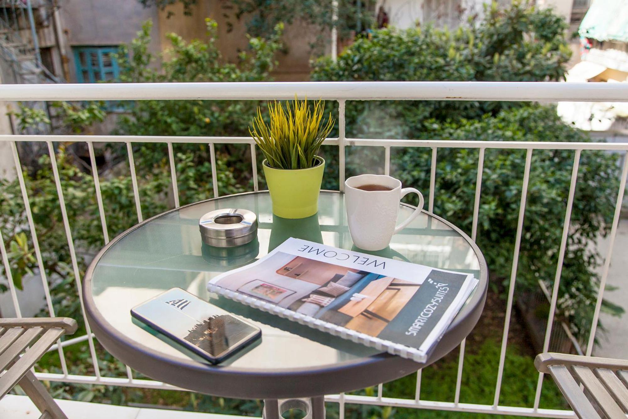 Suite 04 - Smart Cozy Suites - In The Heart Of Athens - 5 Minutes From Metro ภายนอก รูปภาพ